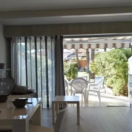 Hameau Des Pins 8 Apartment *