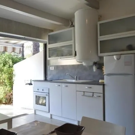 Hameau Des Pins 8 Apartment *